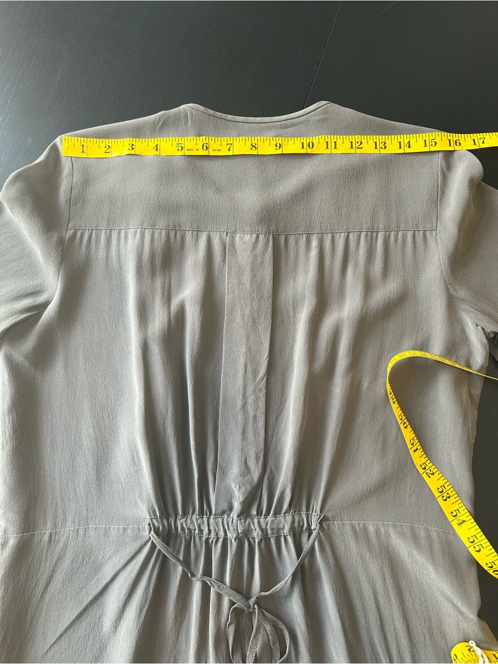 Club Monaco 100% Silk Olive Gray Tie Waist Shirt Dress Tunic - Size 8 - Picture 16 of 16